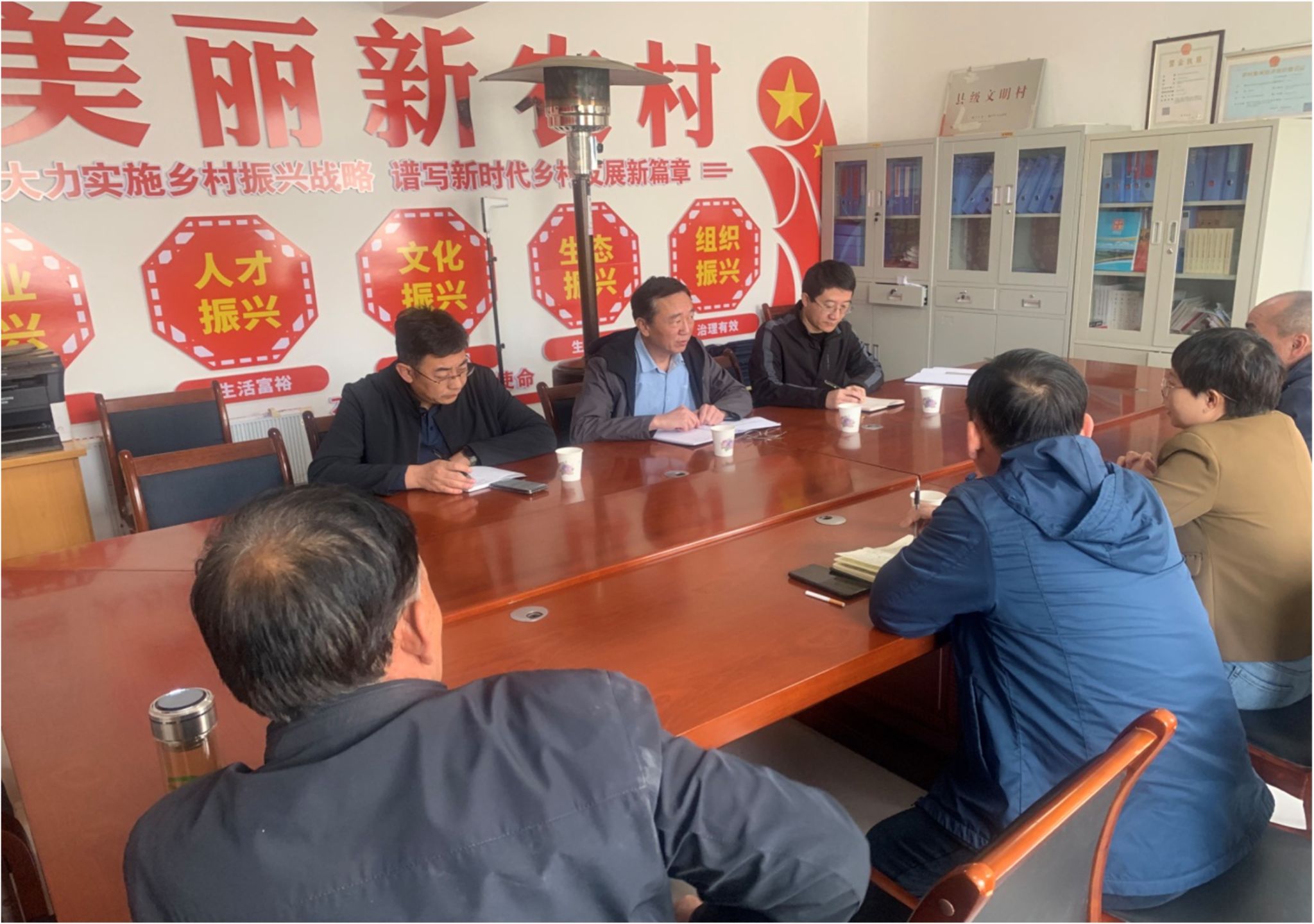 后勤党委赴榆中县夏官营镇彭家湾村开展校地协同共建工作