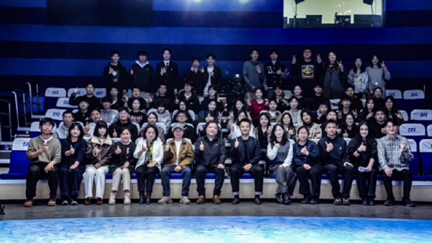 西北民族大学新闻传播学院师生赴兰州广播电视台开展实践活动