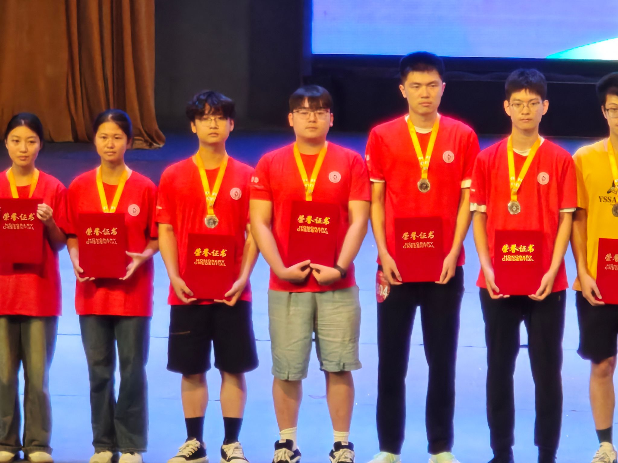 图片2.jpg