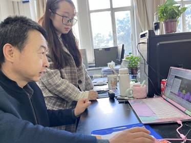 说明: H:\五一\照片\梁俊玺.jpg