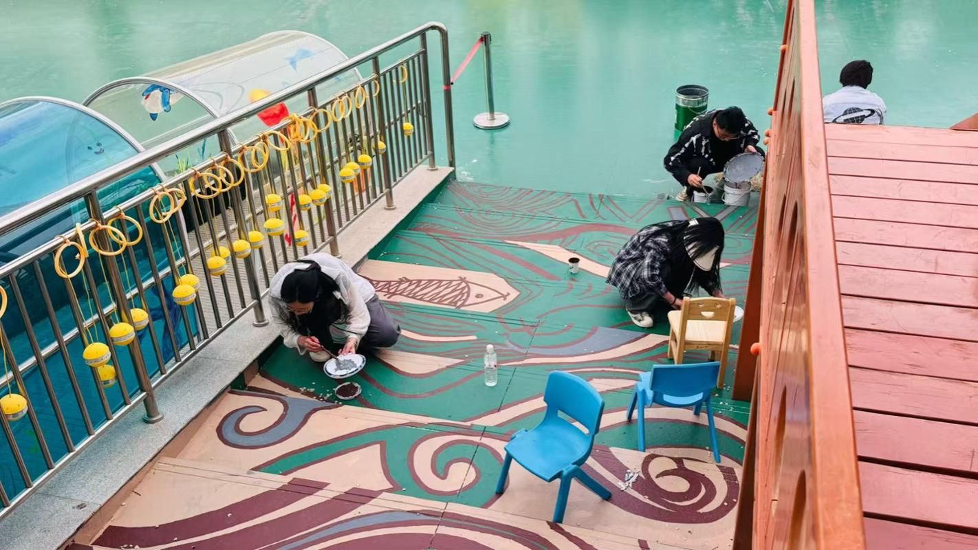 画笔绘童心，墙上传真情 ——西北民族大学美术学院用艺术点亮附属幼儿园